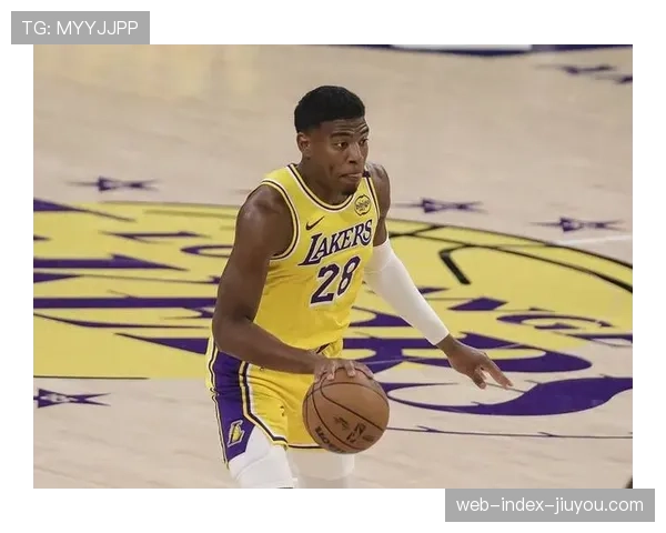 艾顿因背部痉挛状态不佳，雷迪克称球队选择保护球员健康